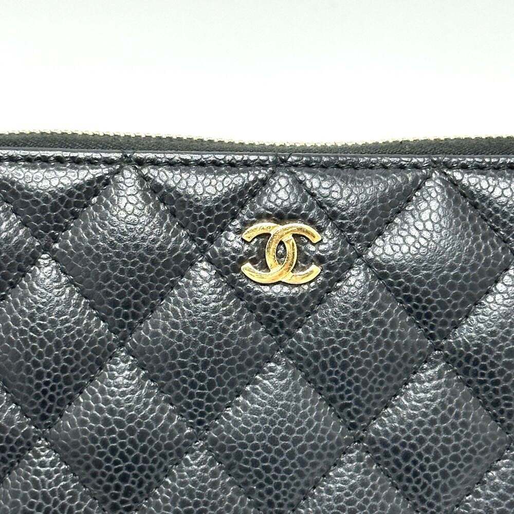 CHANEL Authentic Black Caviar Leather Logo Wallet - Picture 6 of 16